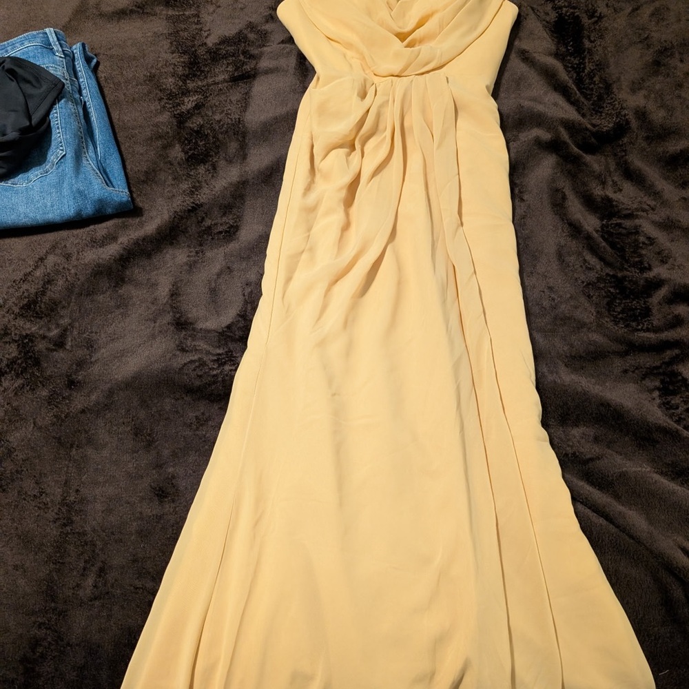 Elegant Strapless Yellow Dress